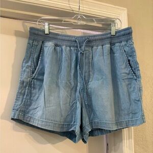 Gap Faded Denim Blue Women's Shorts Size L - Pull On Draw String Waist Tie